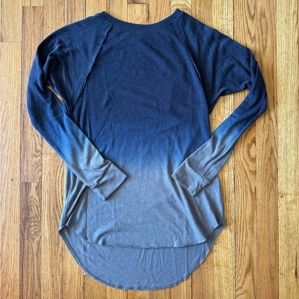 Treasure & Bond Lightweight Ombre Sweater Size M